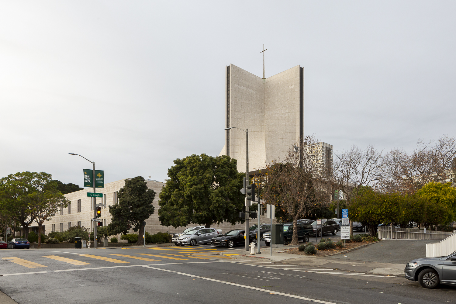 The intersection with Gough and Ellis Street, image by Andrew Campbell Nelson