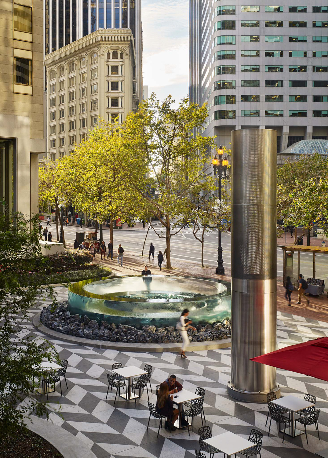 525 Market Street updated plaza, image via Shed Landscape Architect