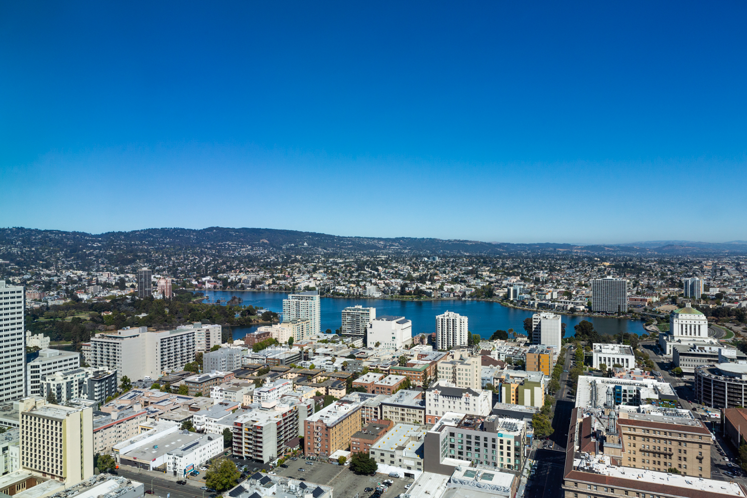 Lake Merritt from the Atlas at 385 14th Street, image by Andrew Campbell Nelson