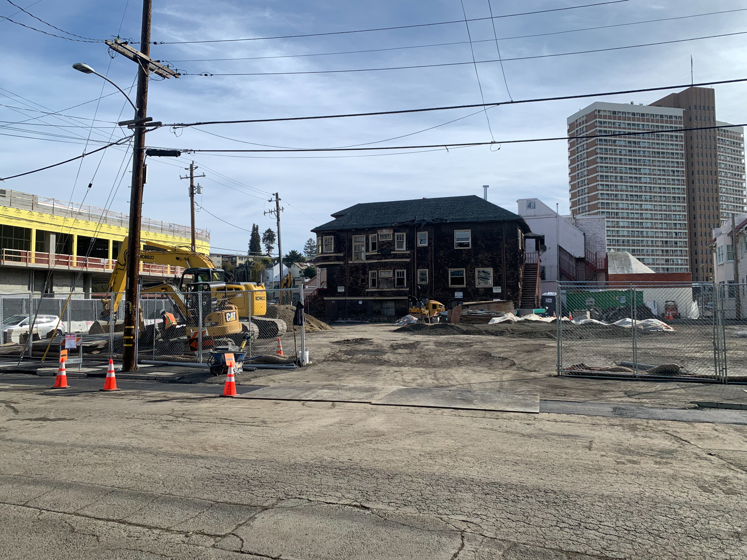 2359 Harrison Street construction site, image courtesy SFYIMBY Tipster