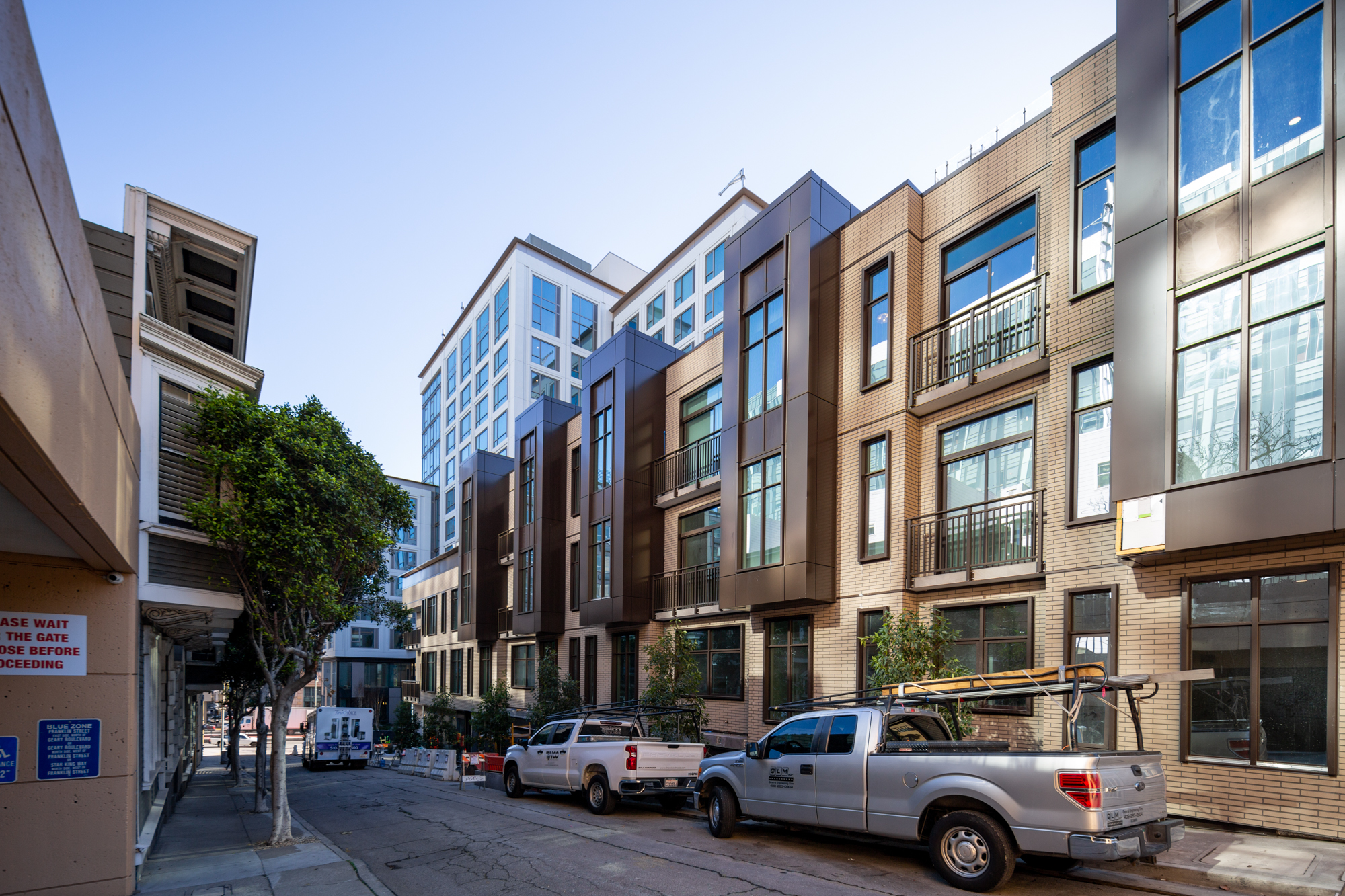 Myrtle Flats for 1001 Van Ness Avenue, image by Andrew Campbell Nelson