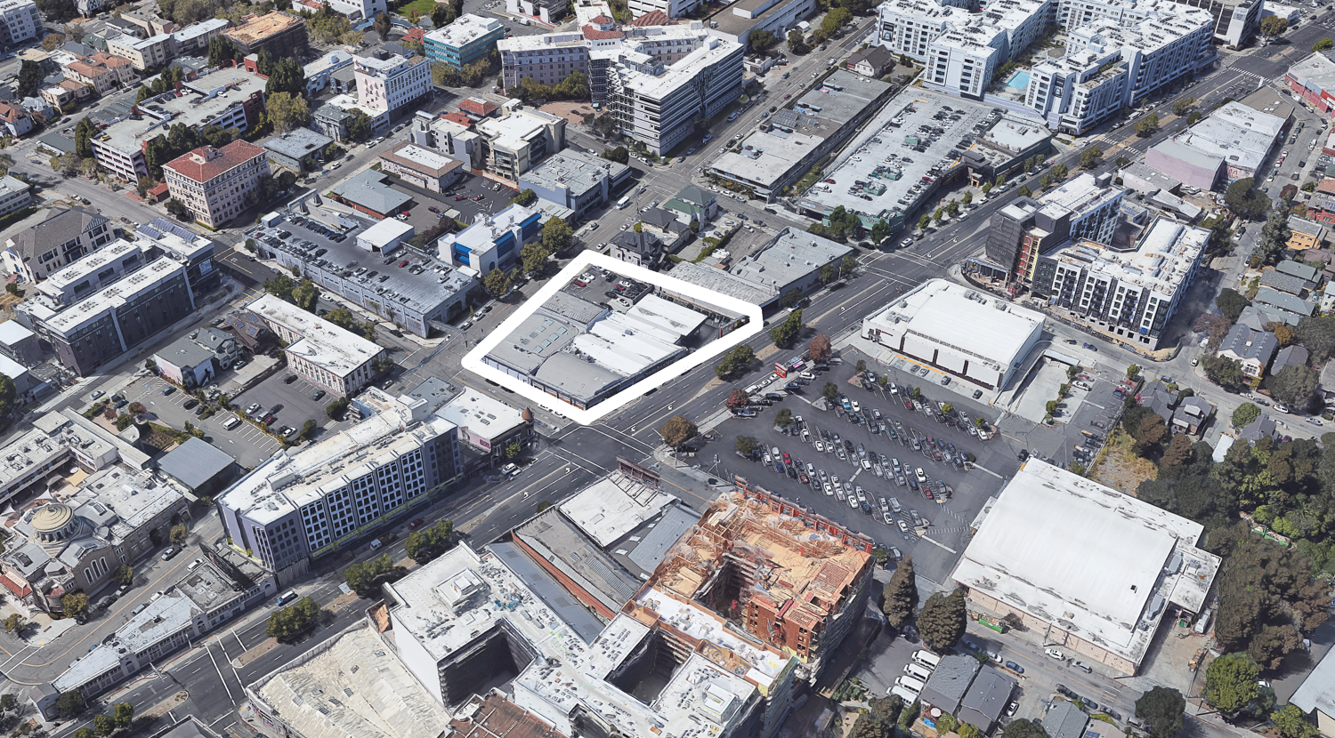 2901 Broadway property site outlined approximately by YIMBY, image via Google Satellite