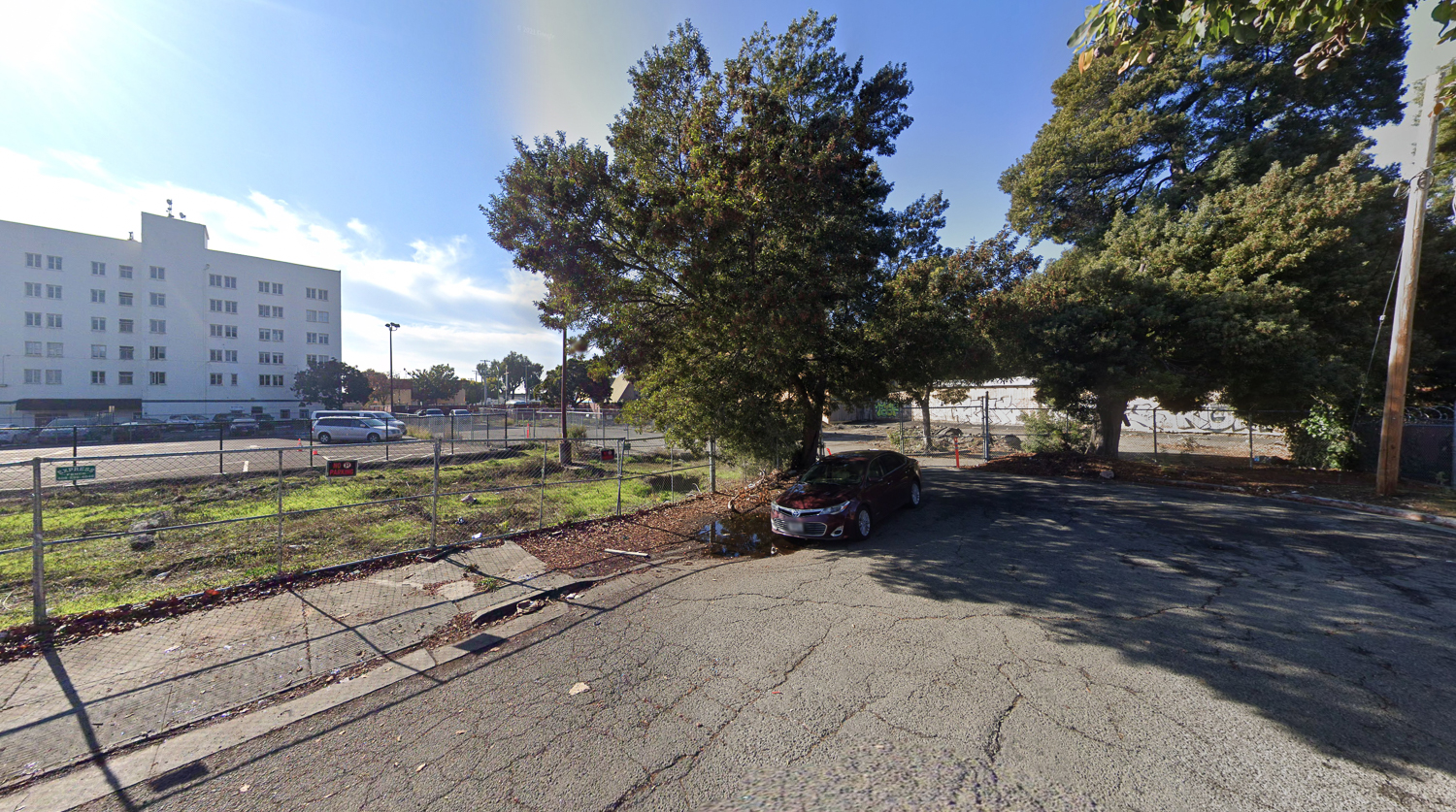 2956 International Boulevard, image via Google Street View