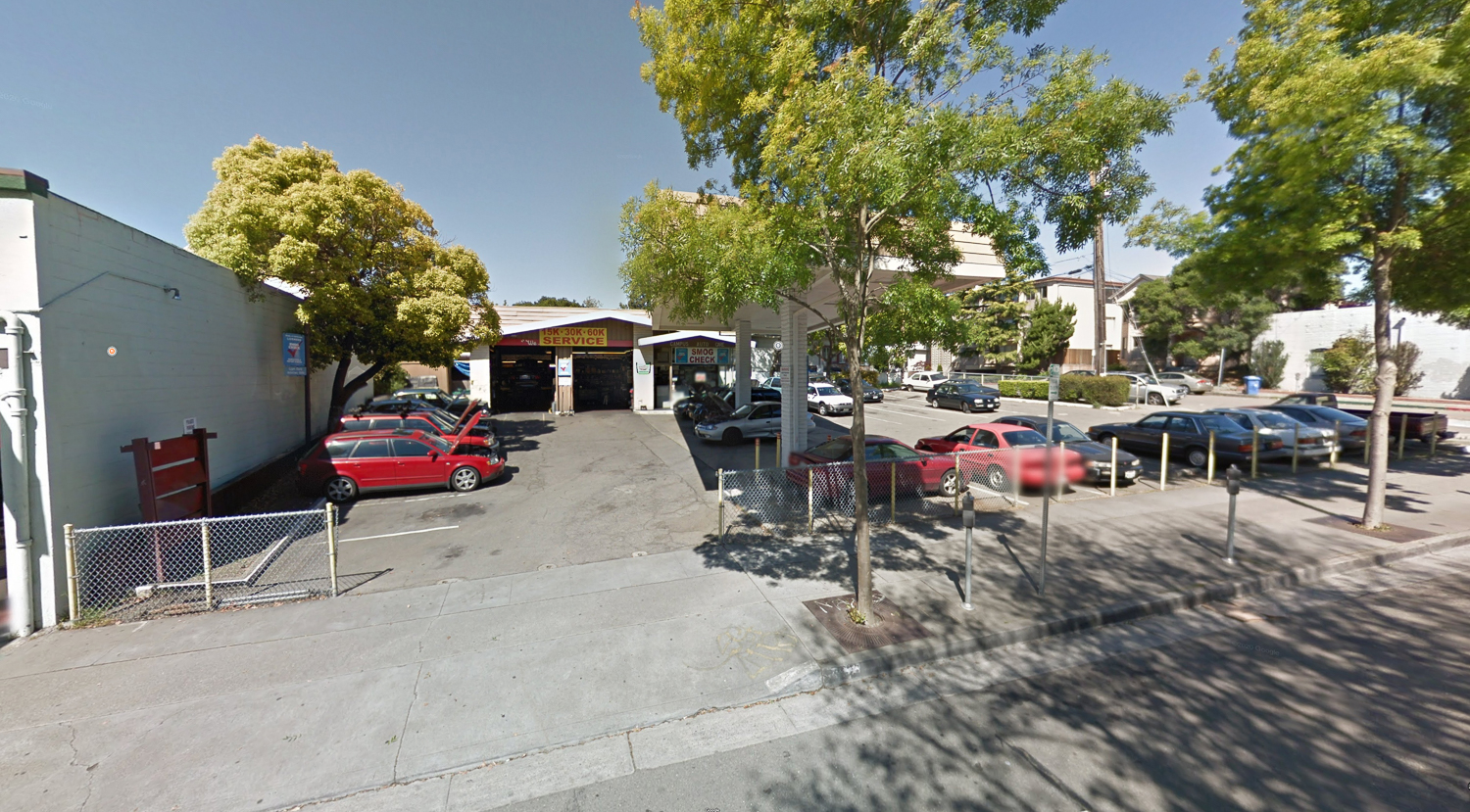 1752 Shattuck Avenue, image via Google Street View circa 2011