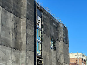 1580 Pacific Avenue facade close-up, image by Andrew Campbell Nelson