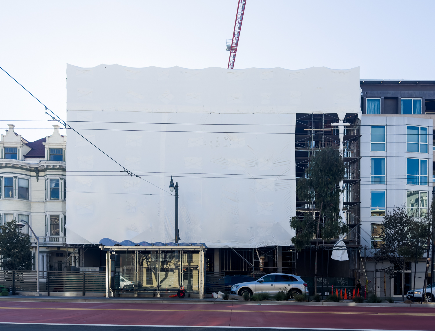 2525 Van Ness Avenue from across the street, image by Andrew Campbell Nelson