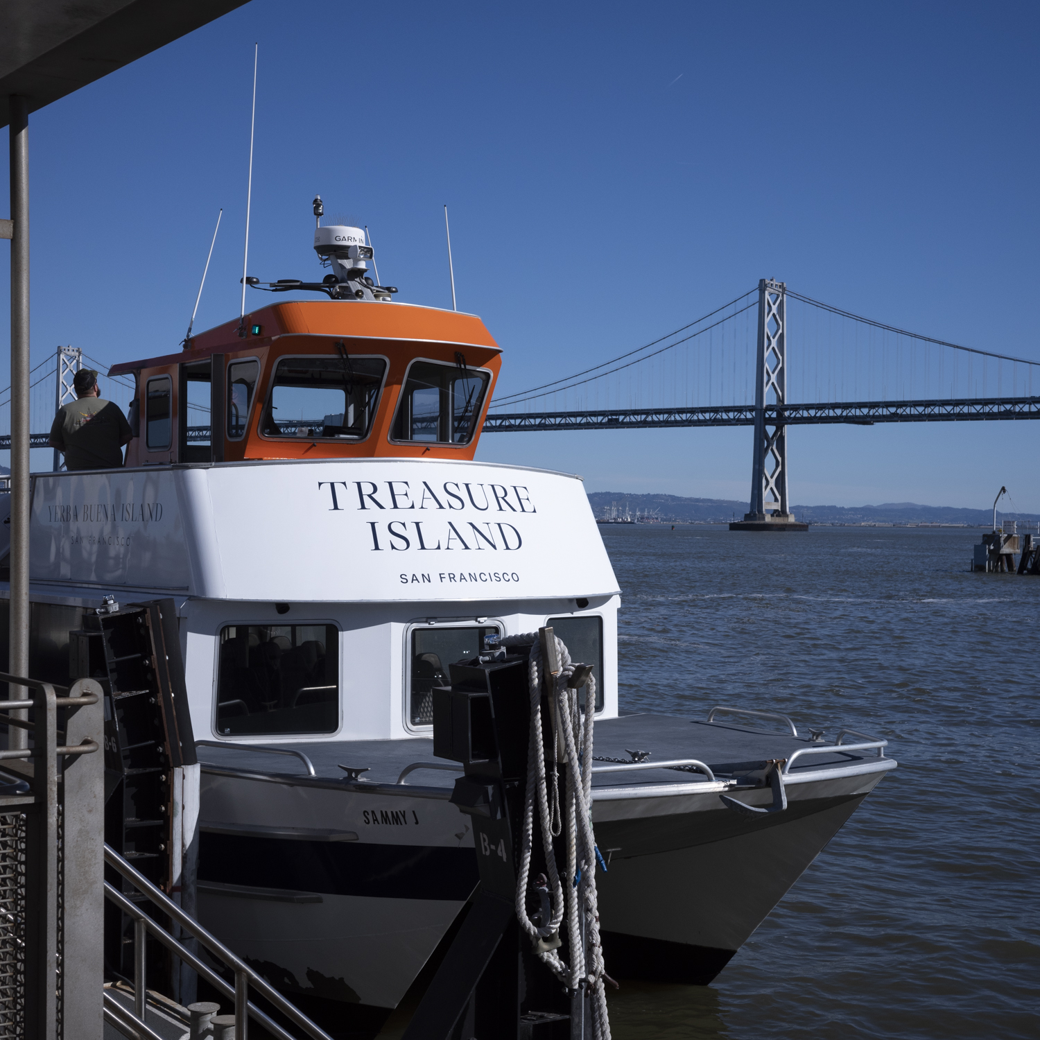 Treasure Island ferry, image by Andrew Campbell Nelson
