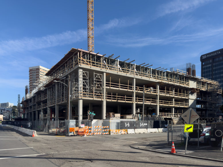 Construction At 2359 Harrison Street in Northgate-Waverly, Oakland ...