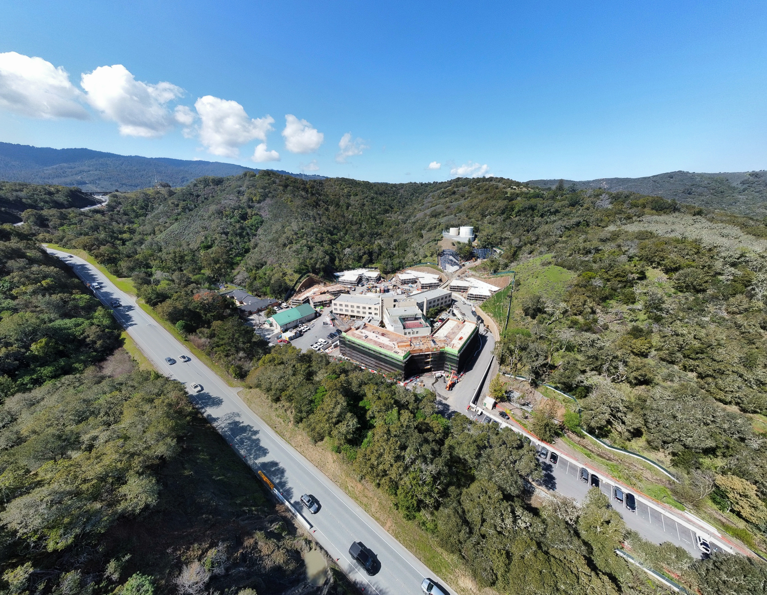 Cordilleras Health Center looking west, image courtesy Skanska