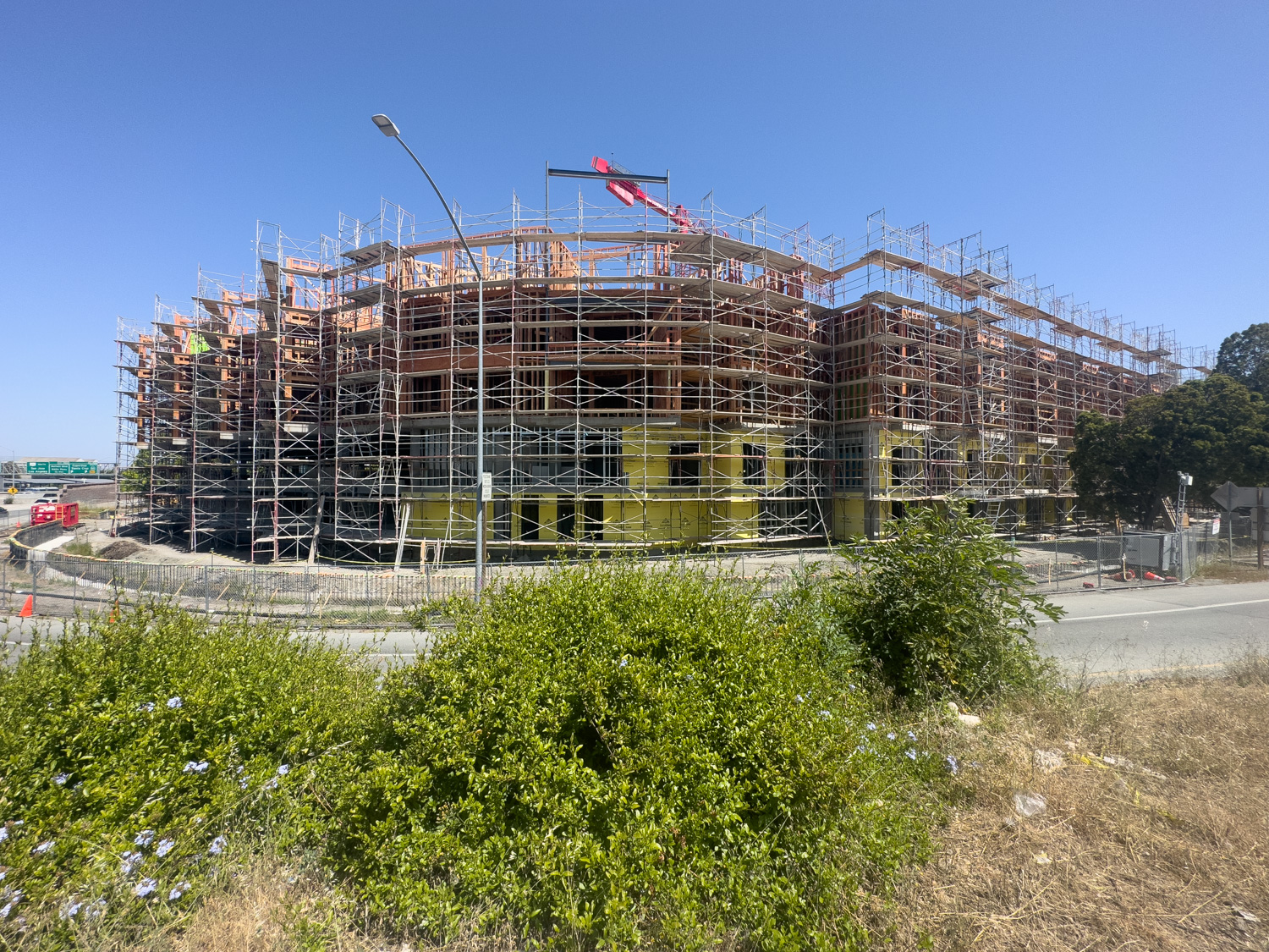 Residences @ Shoreline Gateway construction update, image by author