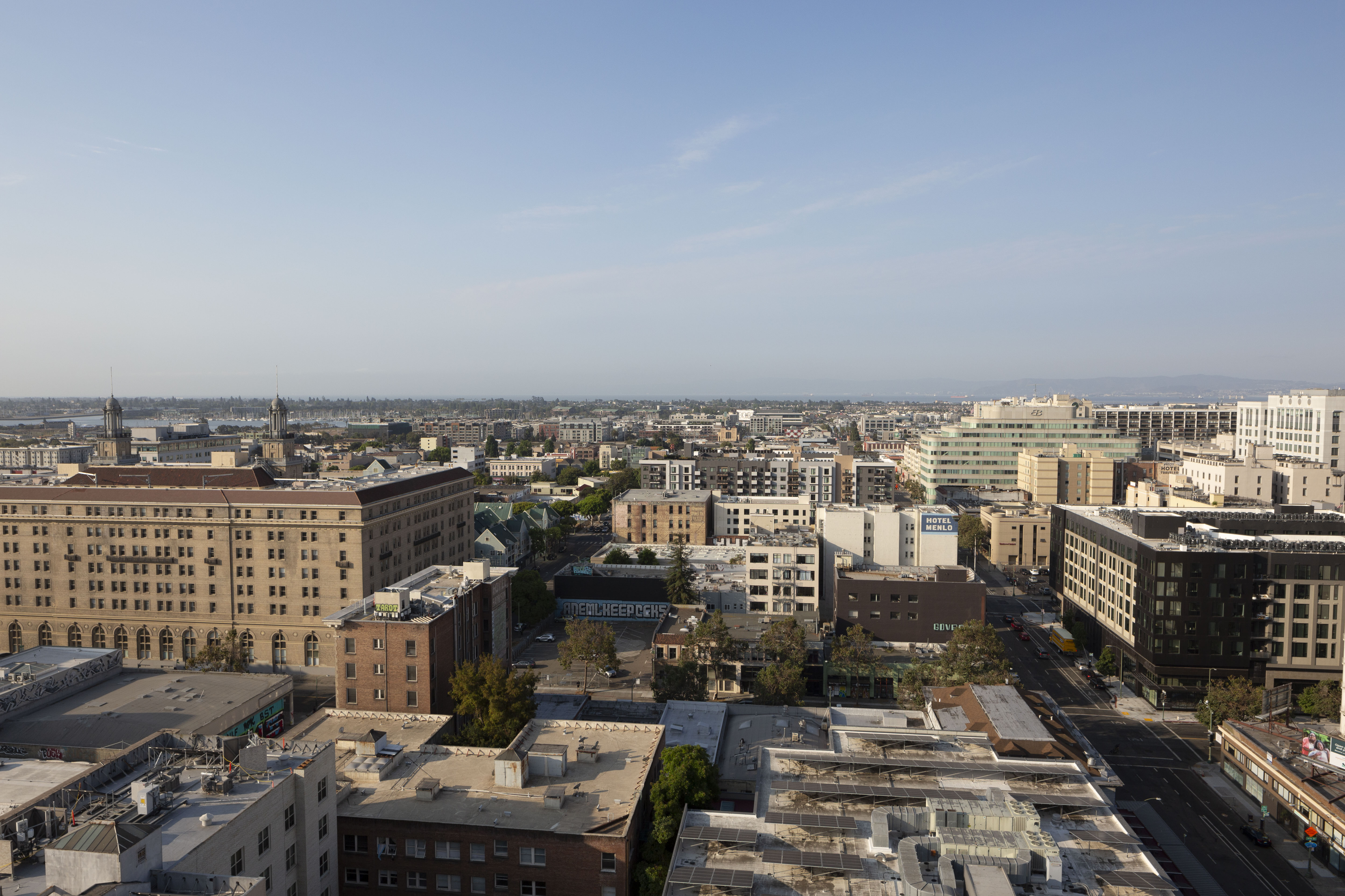 1510 Webster Street rooftop view looking south, image by Andrew Campbell Nelson