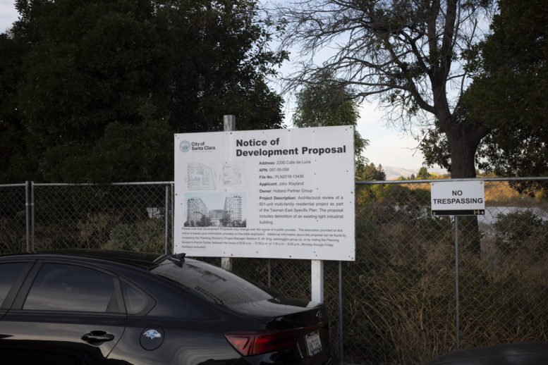 2200 Calle De Luna site, image by author