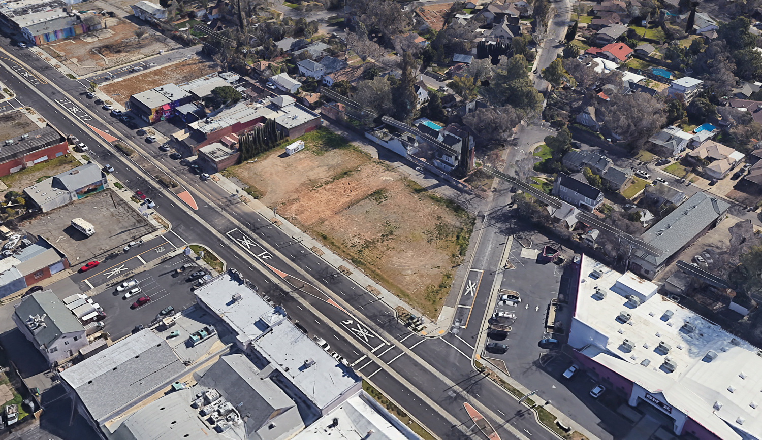 1212 Del Paso Boulevard vacant lot, image by Google Satellite