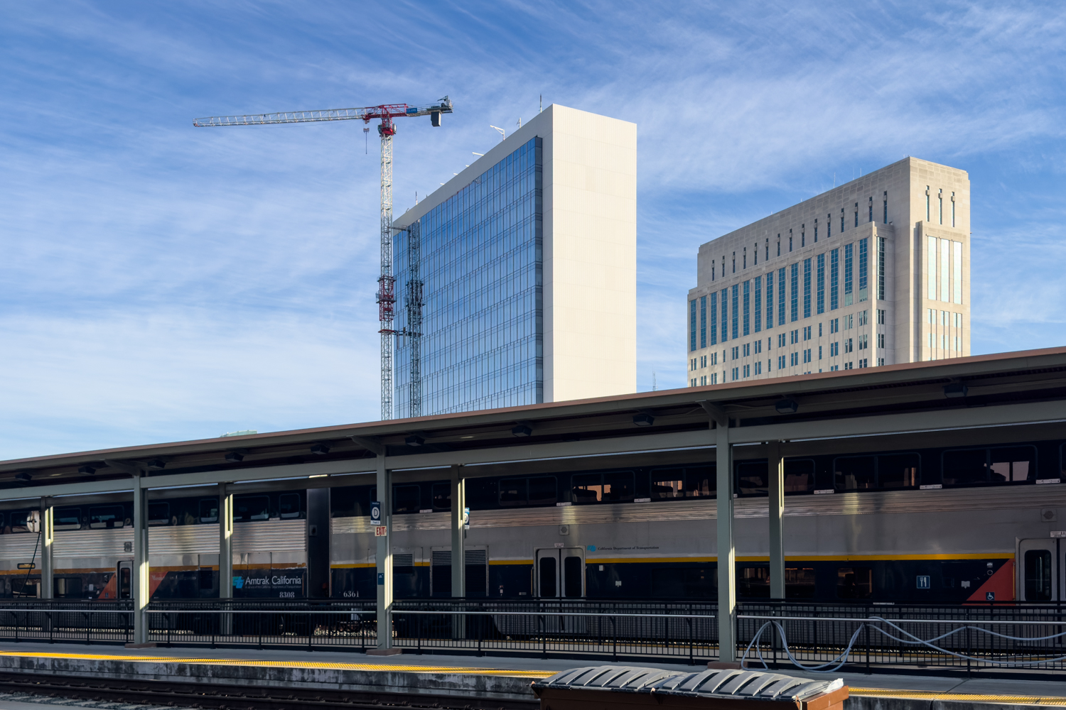 Sacramento Courthouse Building seen from Valley Station platform, image by author