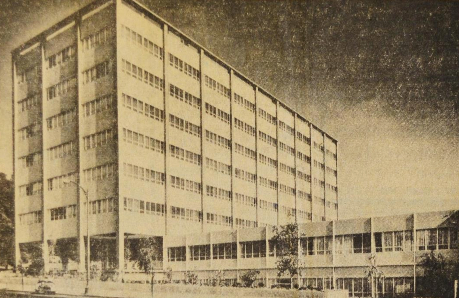University Hall photographed in 1959, image by Davis Enterprises courtesy DEIR