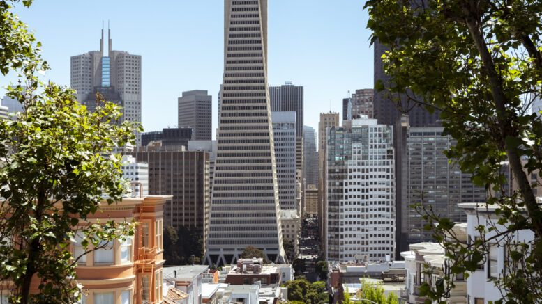 Transamerica Pyramid seen from Montgomery and Green Street, image by Andrew Campbell Nelson