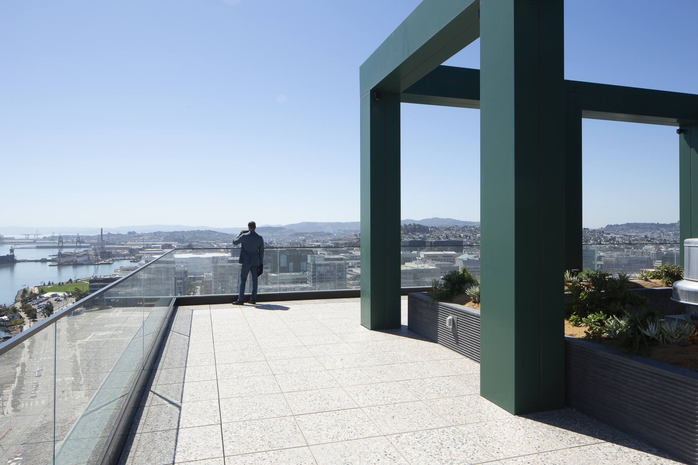 Verde rooftop terrace, image by Andrew Campbell Nelson