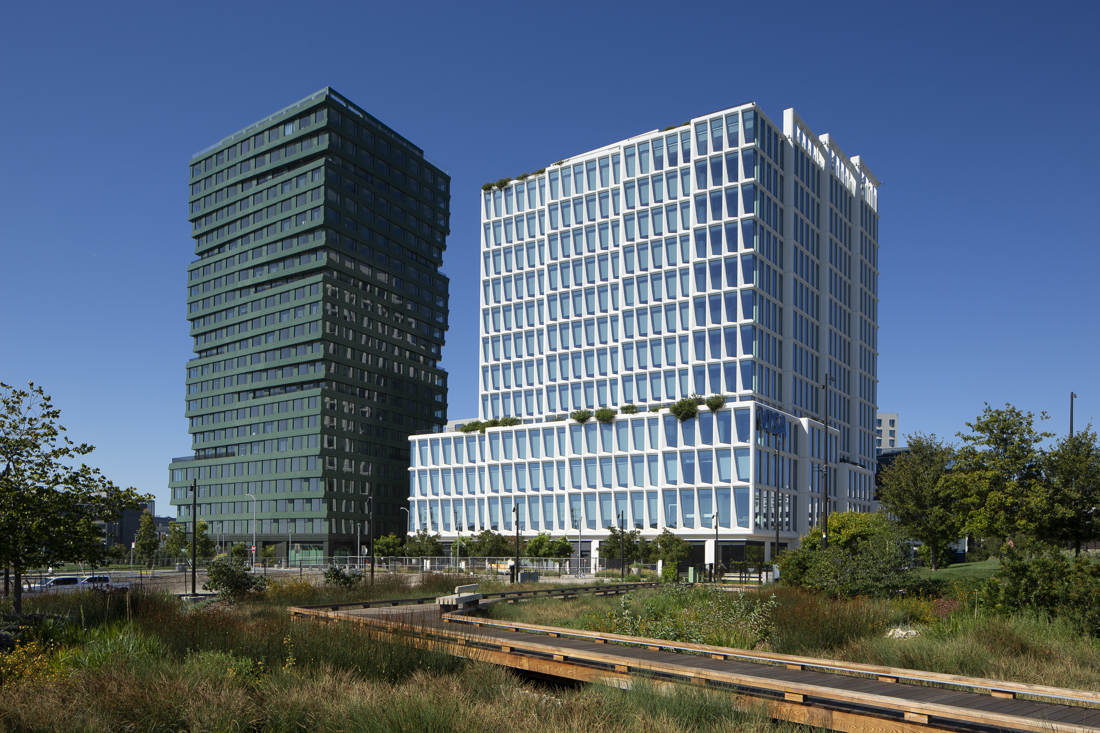 Visa HQ establishing view, image by Andrew Campbell Nelson