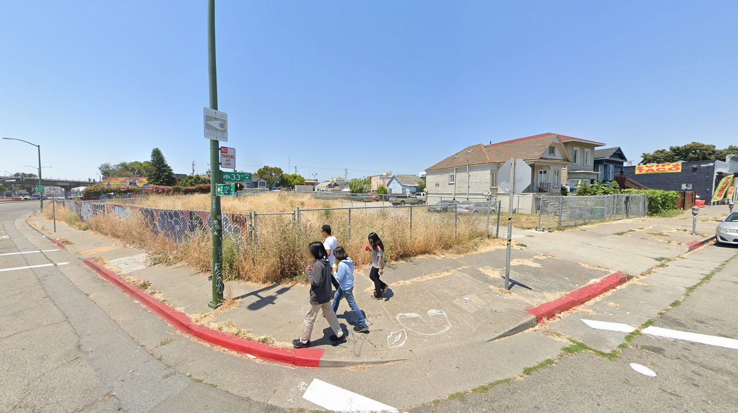 1227 33rd Avenue, image via Google Street View