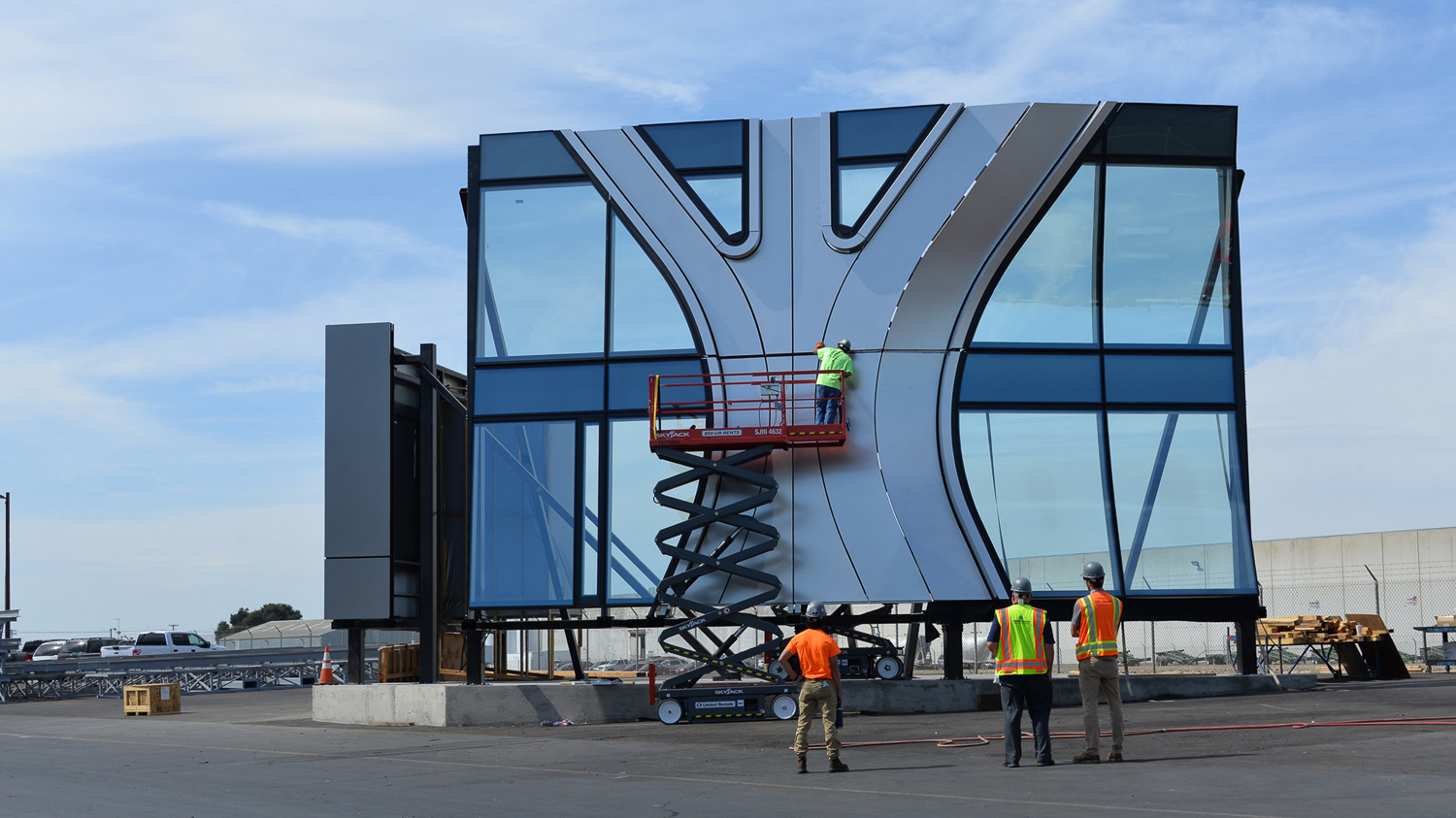 Oceanwide Center to-scale facade mock-up, image via Foster + Partners