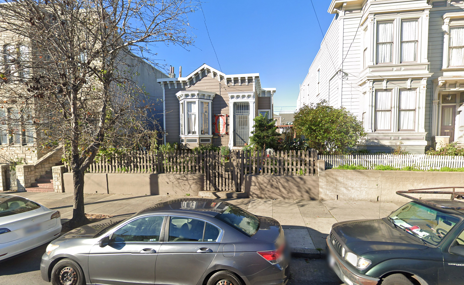 1474 South Van Ness Avenue, image via Google Street View