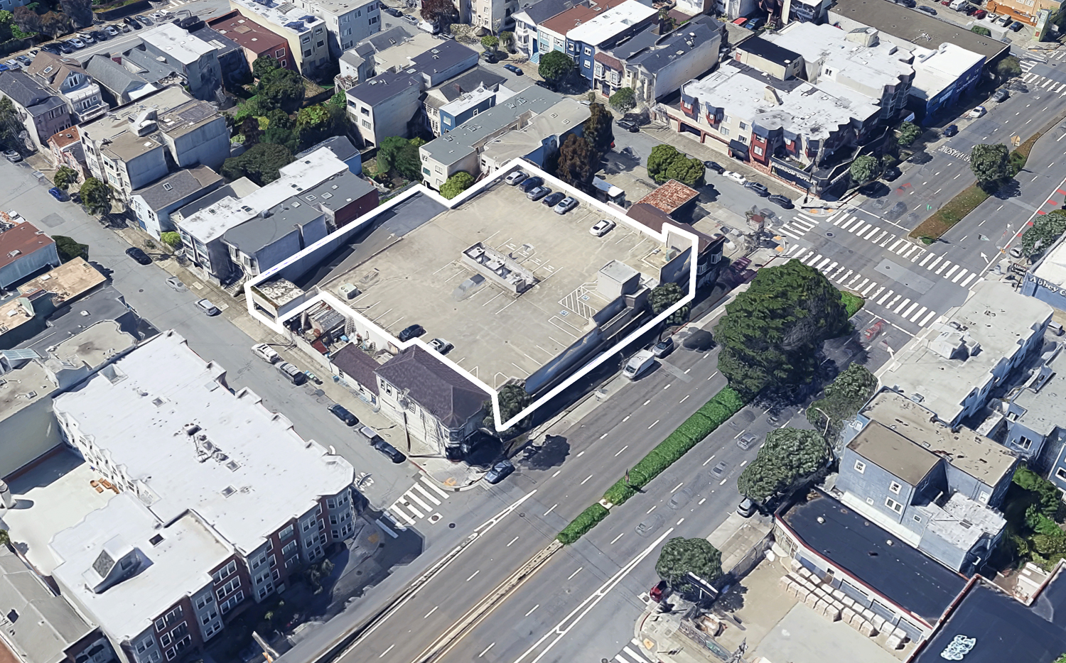 2835 Geary Boulevard, image via Google Satellite