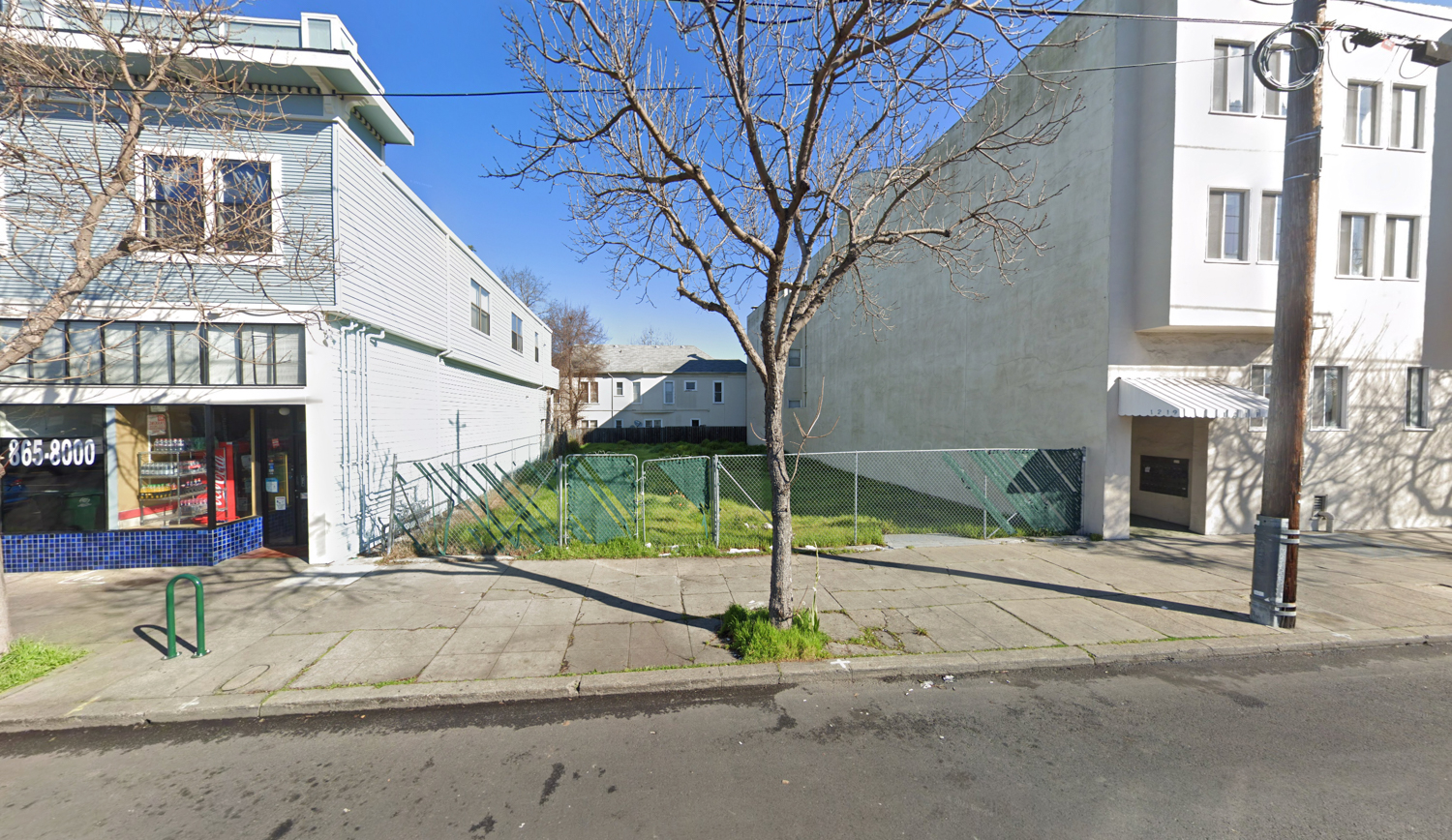 1217 Lincoln Avenue, image via Google Street View