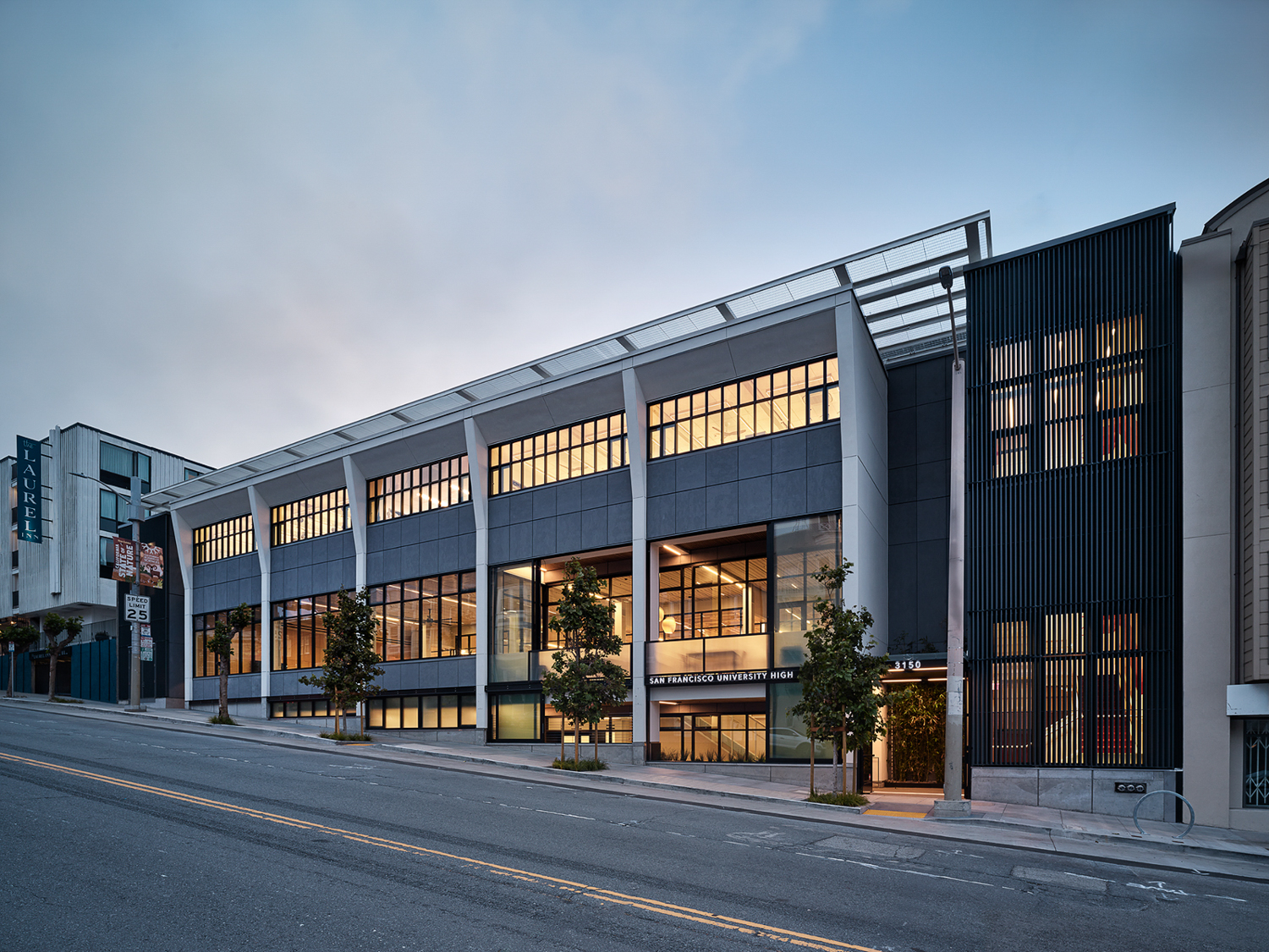 San Francisco University High School exterior, image by Matthew Millman