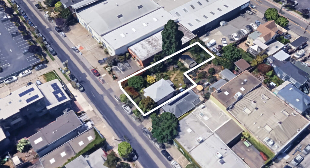 2812 8th Street outlined approximately by YIMBY, image via Google Satellite