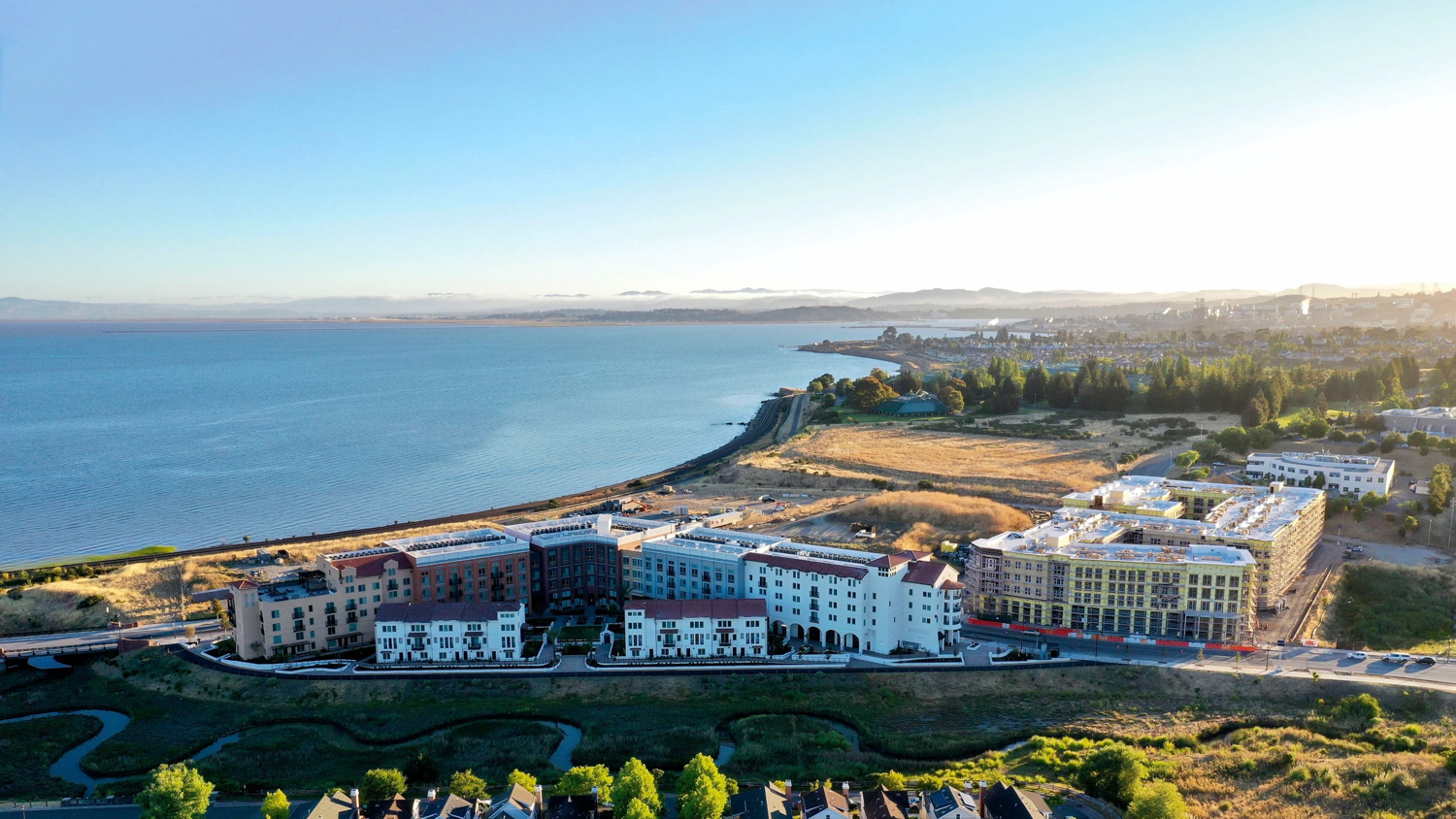 Hercules Bayfront neighborhood, image via Ledcor Development