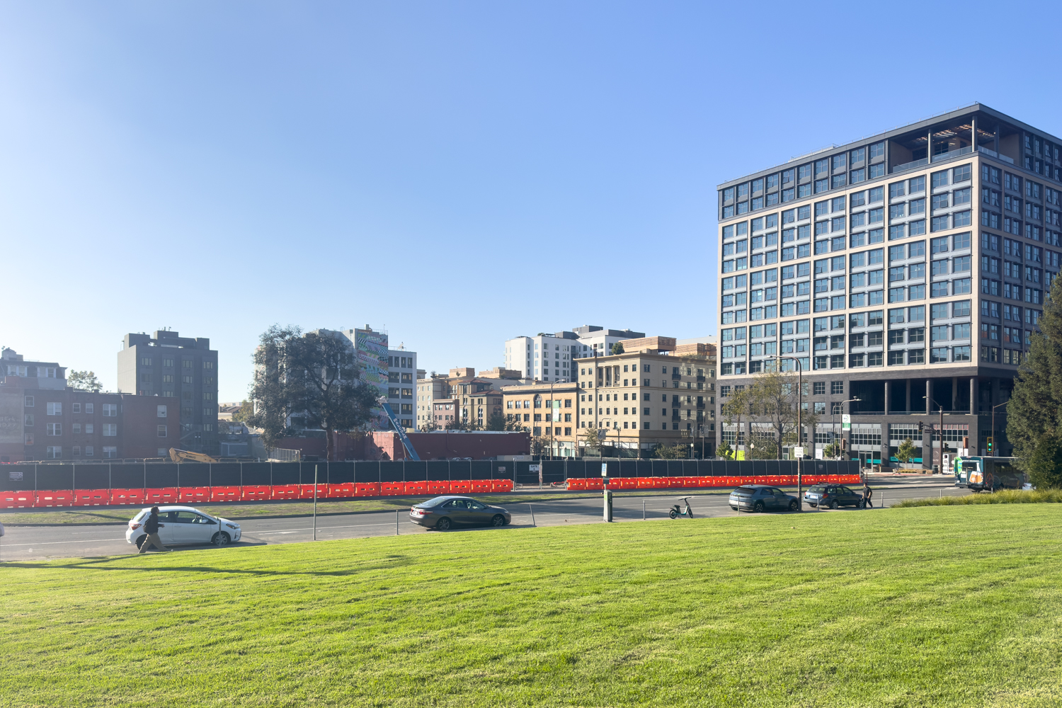 2140 University Avenue construction progress seen from UC Berkeley's Crescent Lawn, image by author