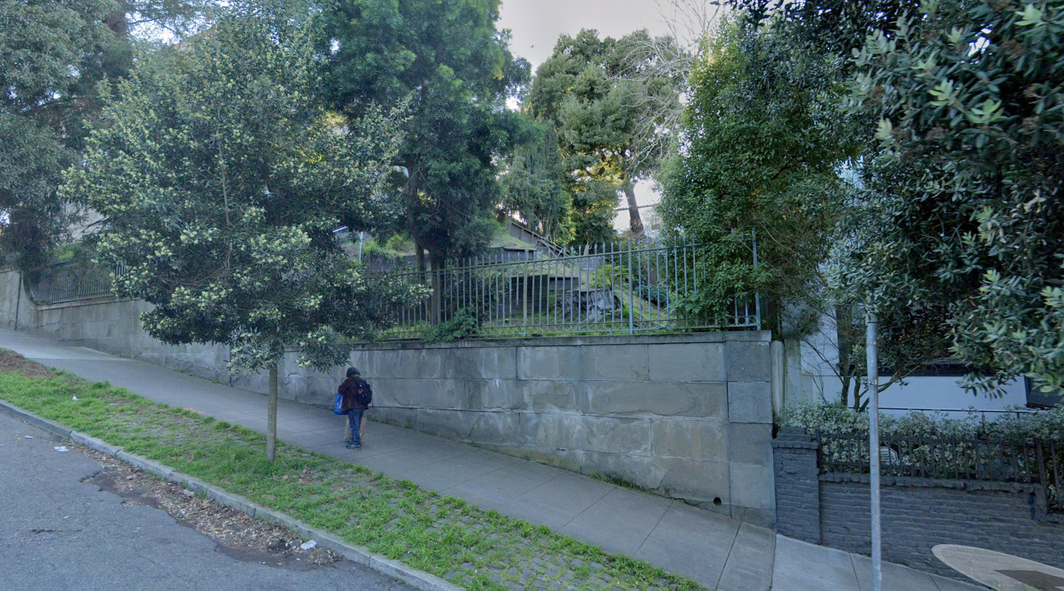 125 Maple Street, image via Google Street View