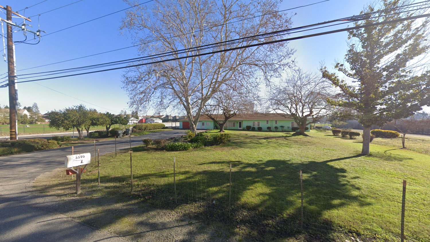 3590 Airport Road, image via Google Street View