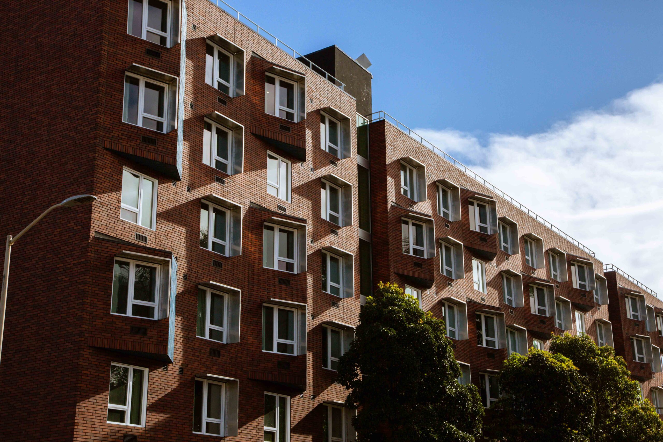 1633 Valencia Street facade close-up, image by Andrew Campbell Nelson