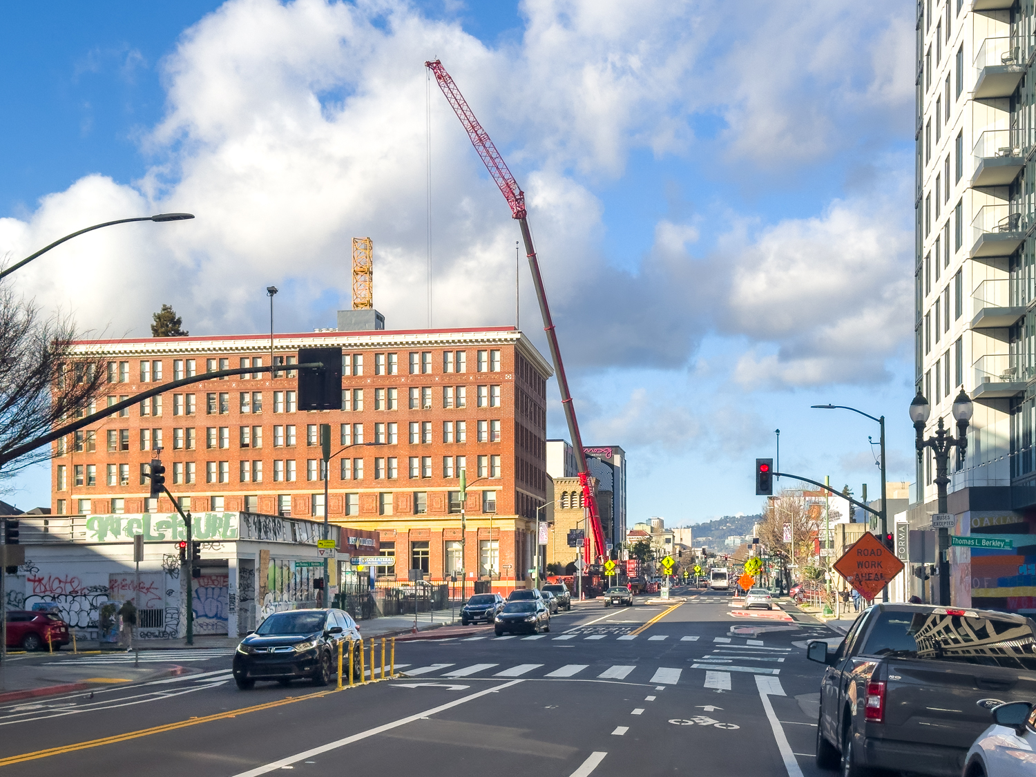 2125 Telegraph Avenue crane installation underway, image by author