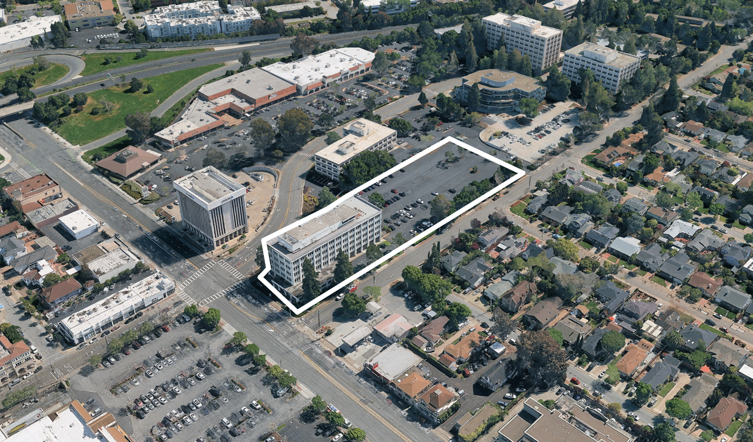 1700 El Camino Real existing condition, image via Google Satellite