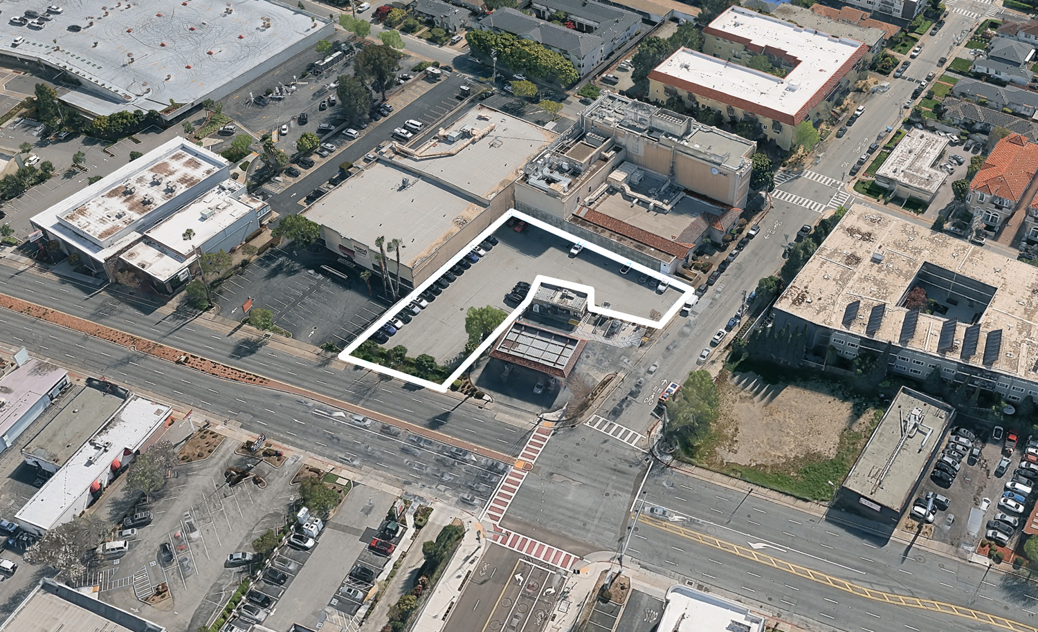 2820 South El Camino Real, image via Google Satellite