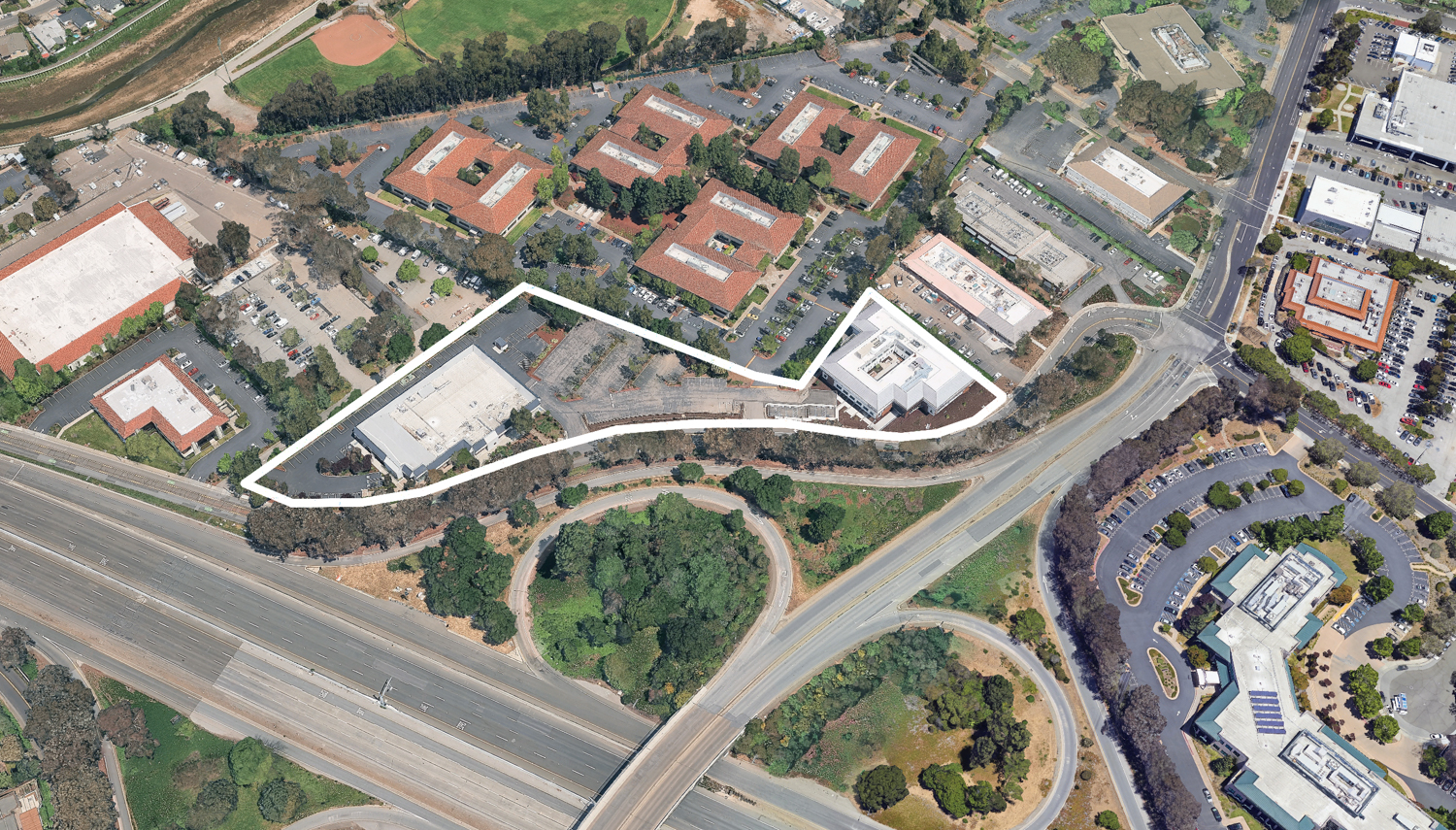 2225 East Bayshore Road, image via Google Satellite outlined approximately by YIMBY