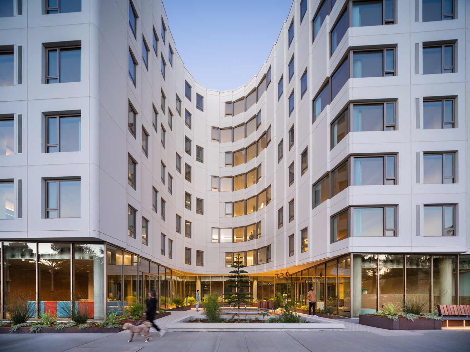 730 Stanyan Street public plaza and entrance carved into the site, image by Jason O'Rear
