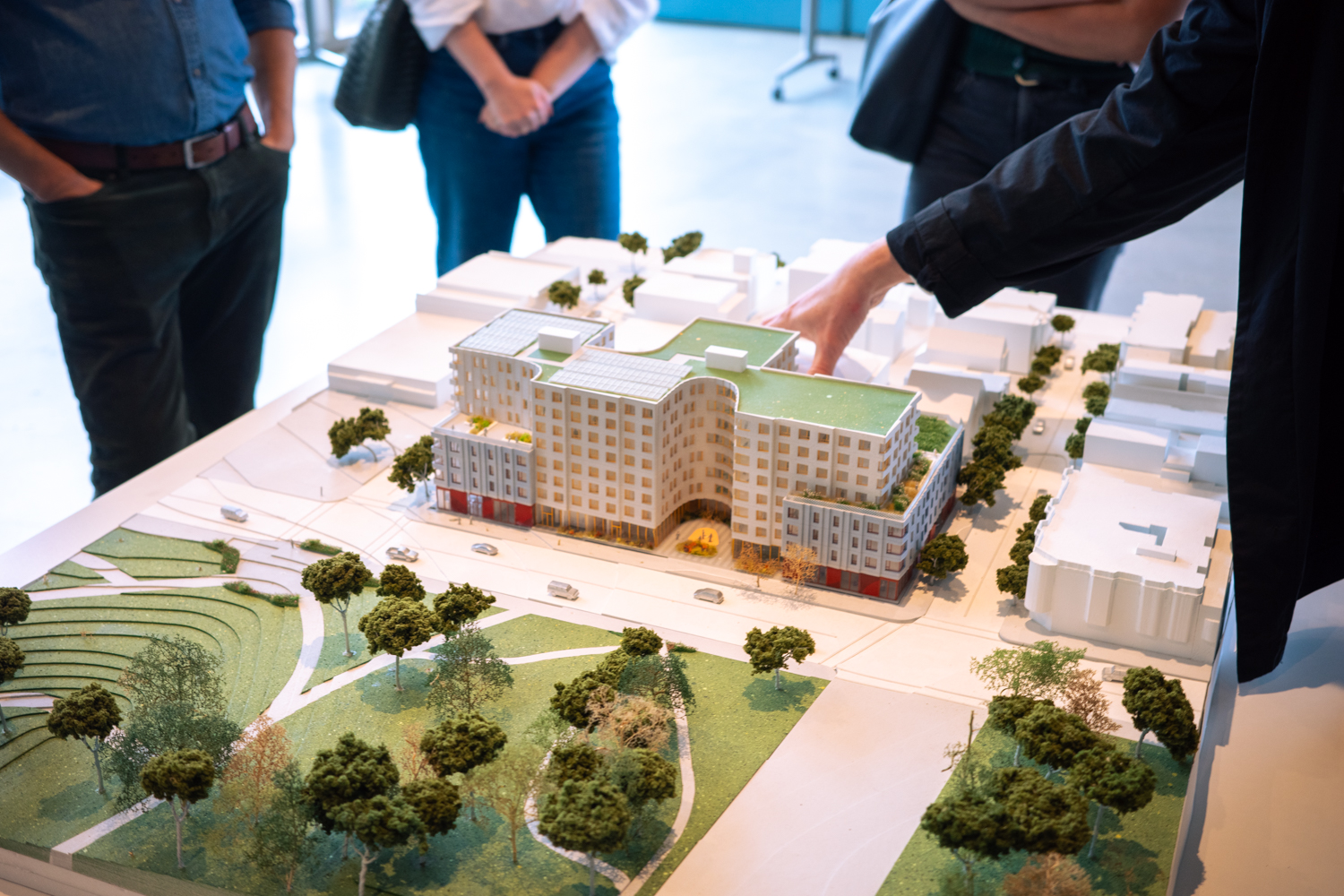 730 Stanyan model under discussion by architect Jason Long, image by author