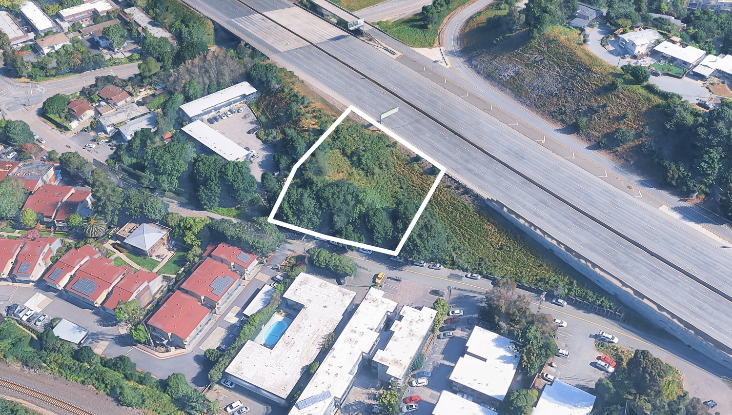 50 Merrydale Road, image via Google Satellite outlined approximately by YIMBY